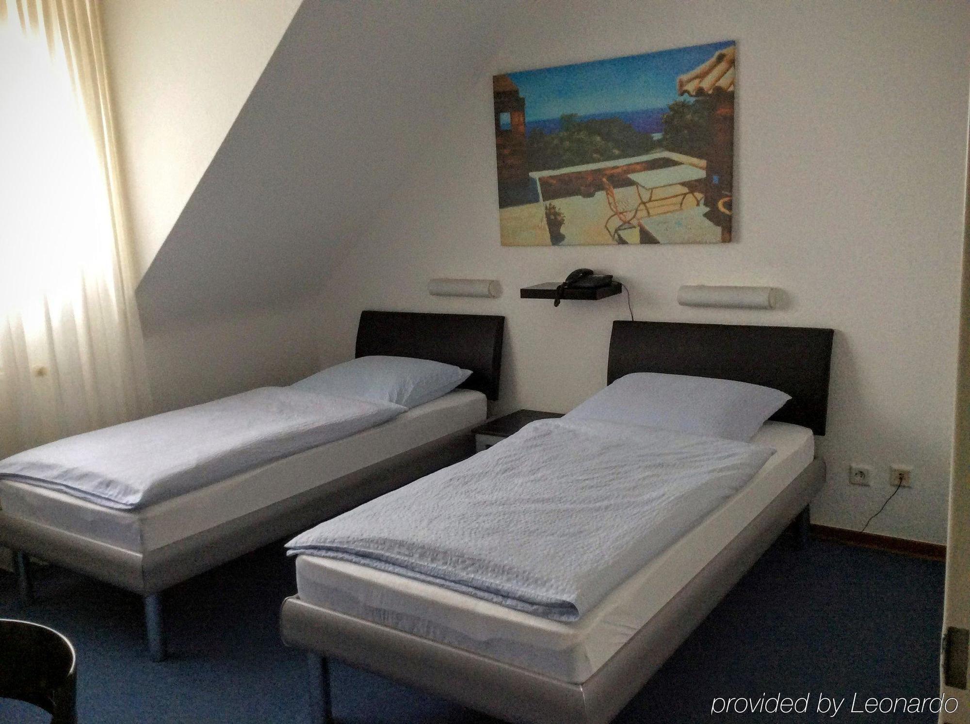 Hotel Alt Buettgen Kaarst Ngoại thất bức ảnh