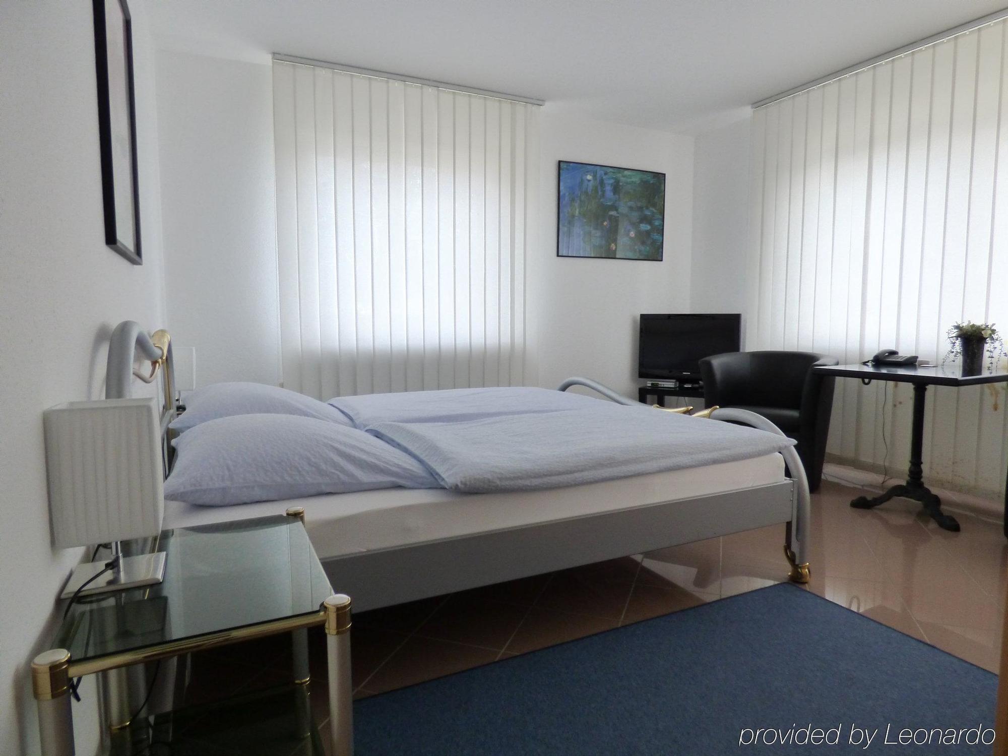 Hotel Alt Buettgen Kaarst Ngoại thất bức ảnh