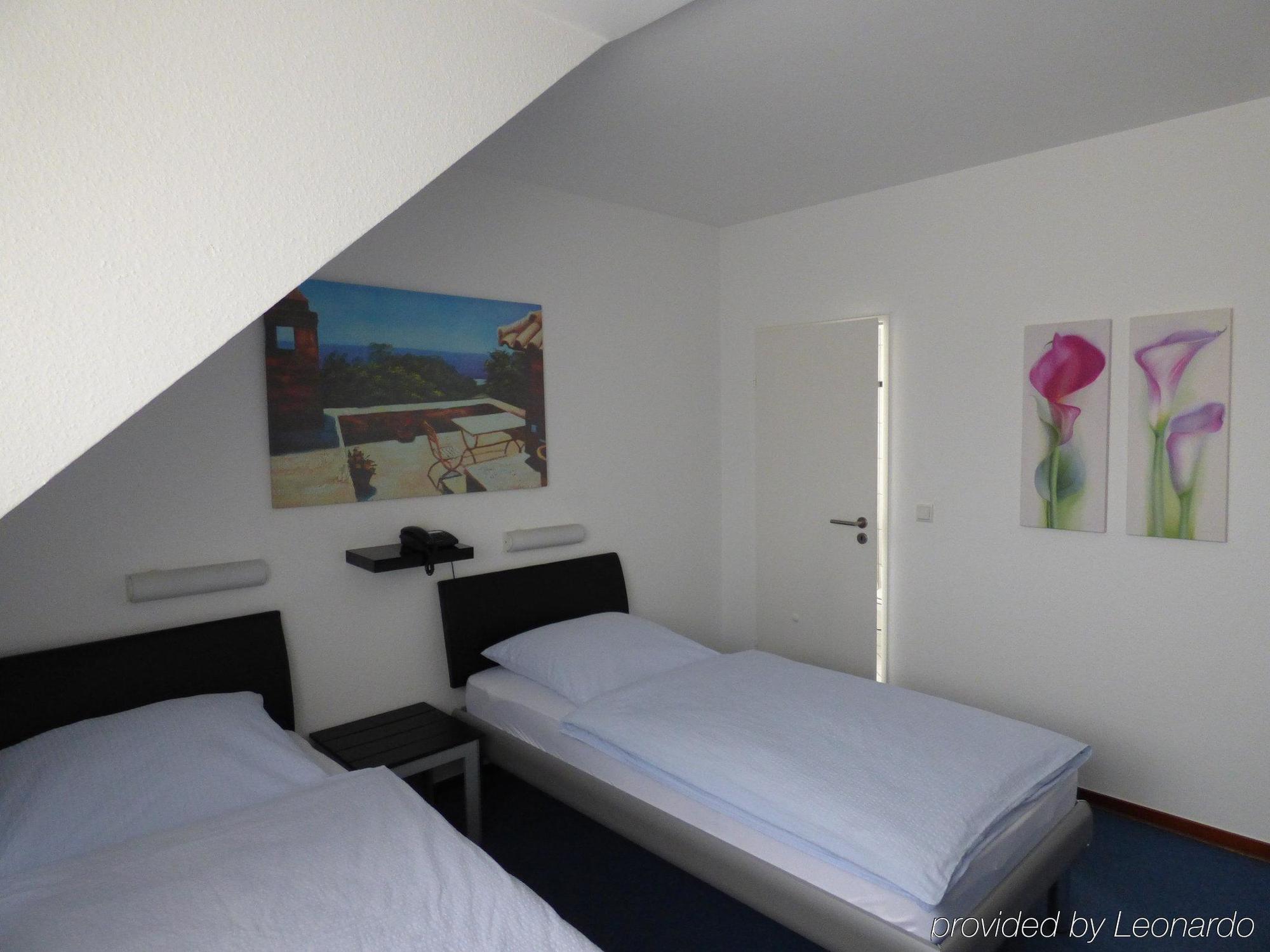 Hotel Alt Buettgen Kaarst Ngoại thất bức ảnh