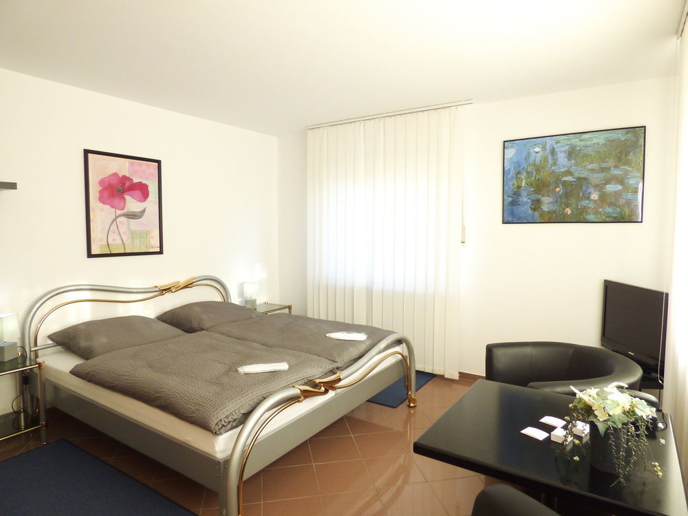 Hotel Alt Buettgen Kaarst Ngoại thất bức ảnh