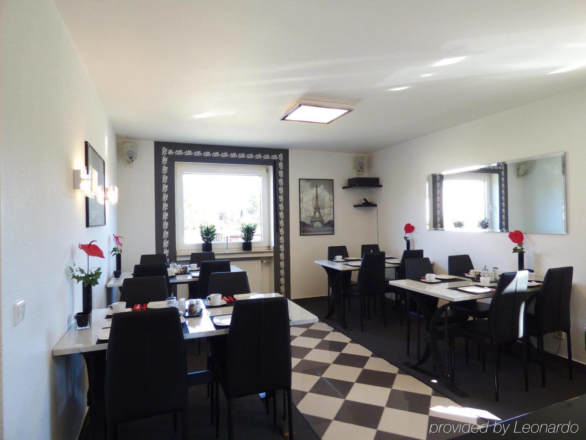 Hotel Alt Buettgen Kaarst Ngoại thất bức ảnh