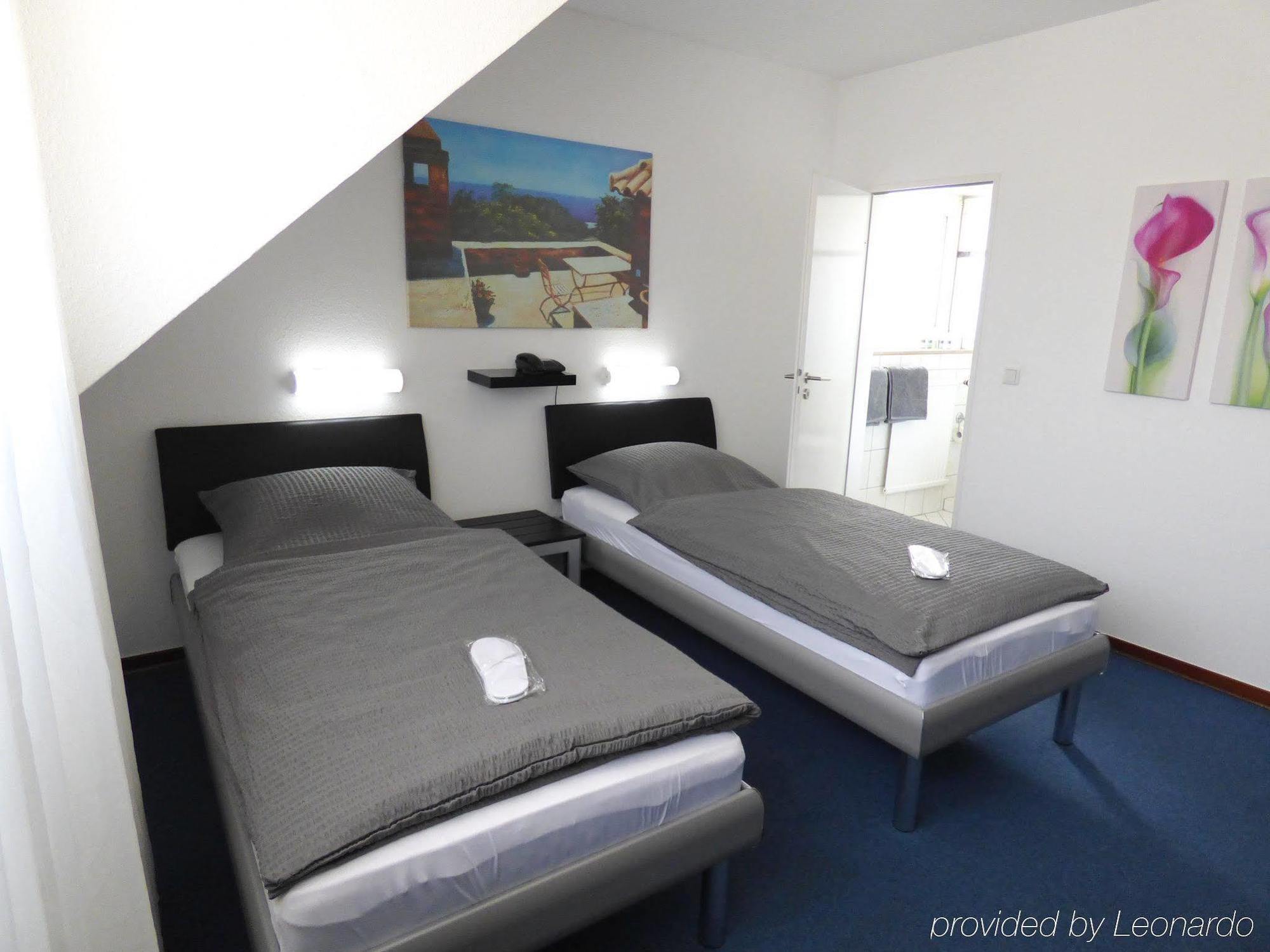 Hotel Alt Buettgen Kaarst Ngoại thất bức ảnh