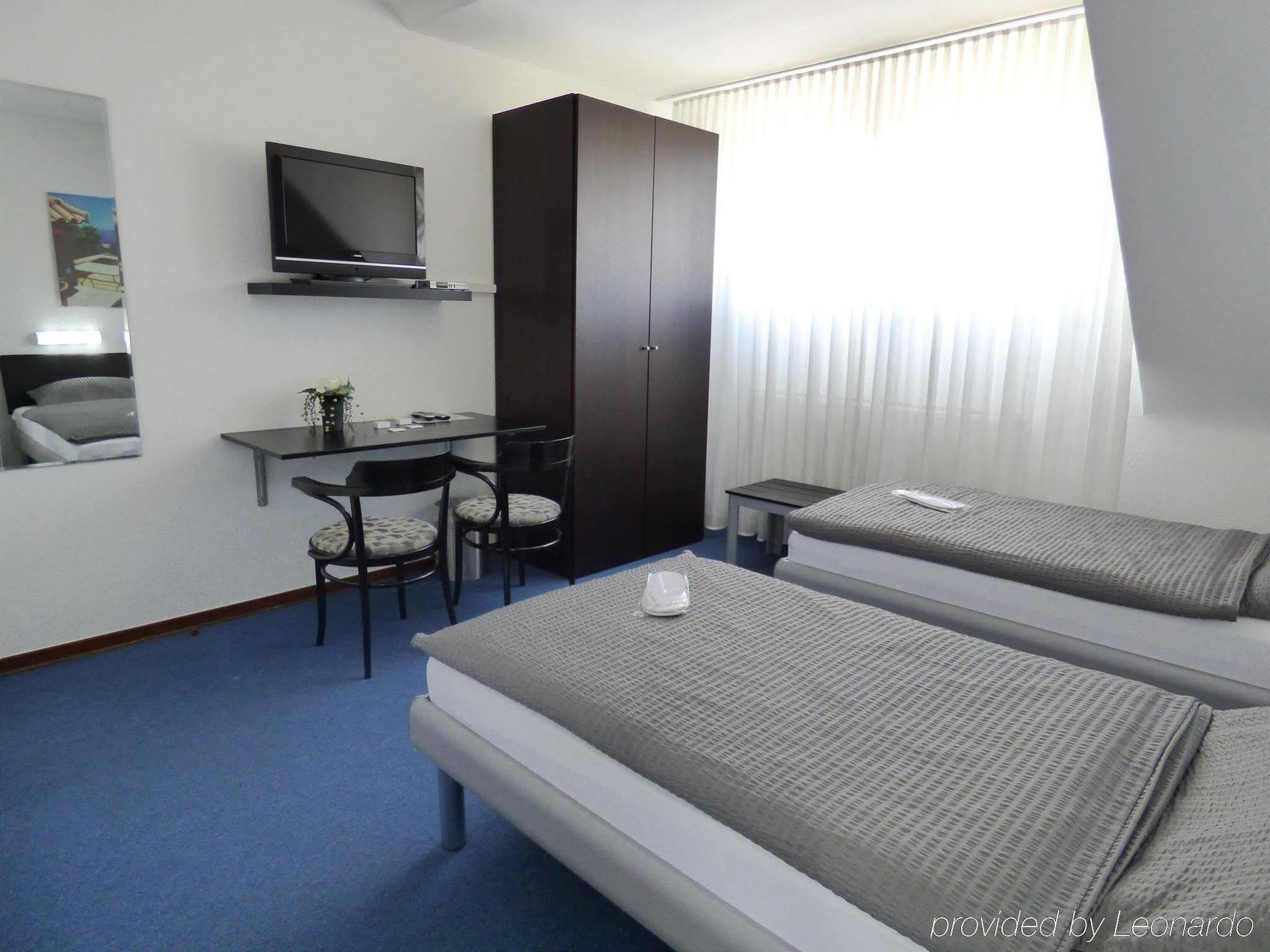 Hotel Alt Buettgen Kaarst Ngoại thất bức ảnh