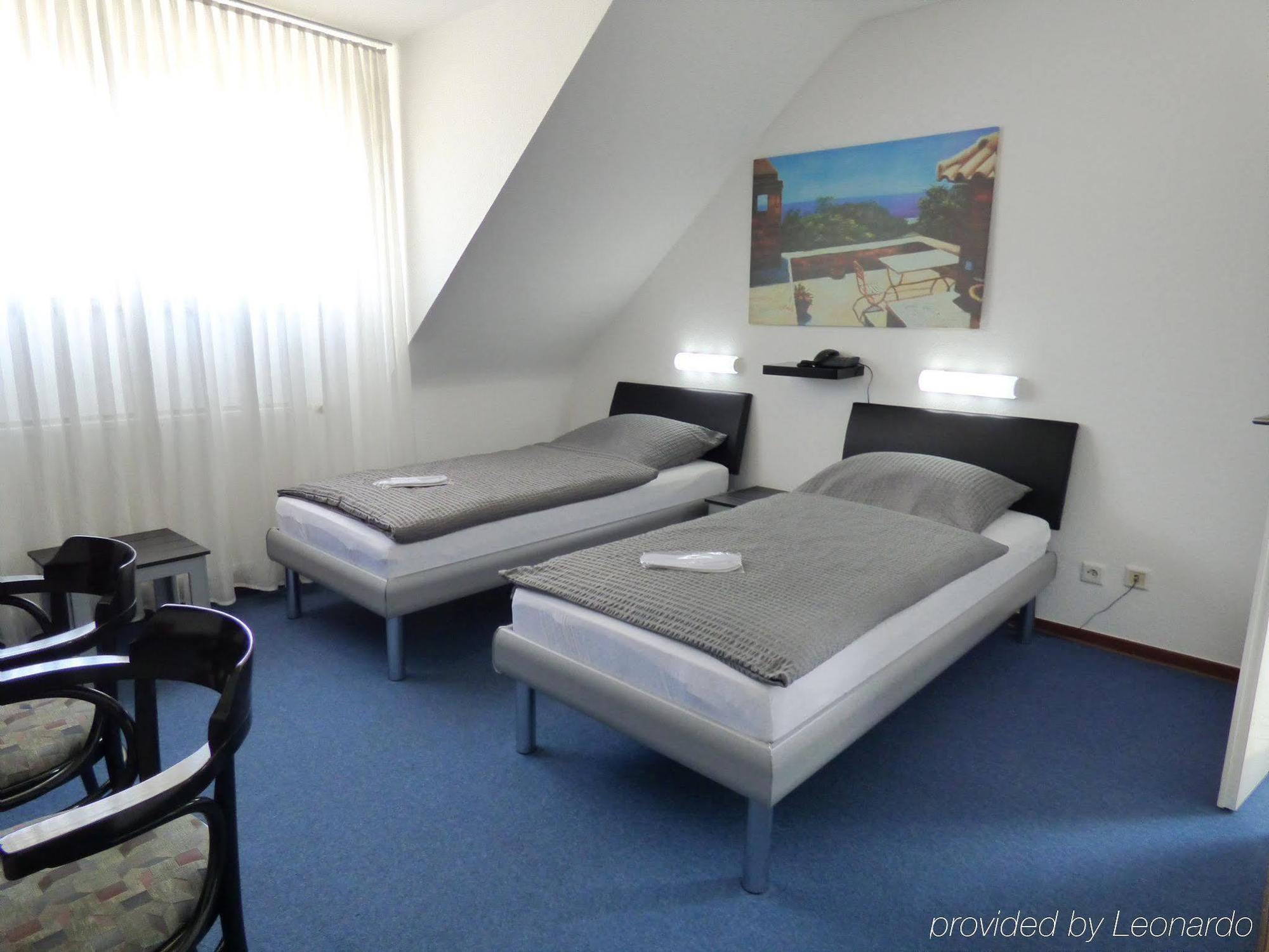 Hotel Alt Buettgen Kaarst Ngoại thất bức ảnh