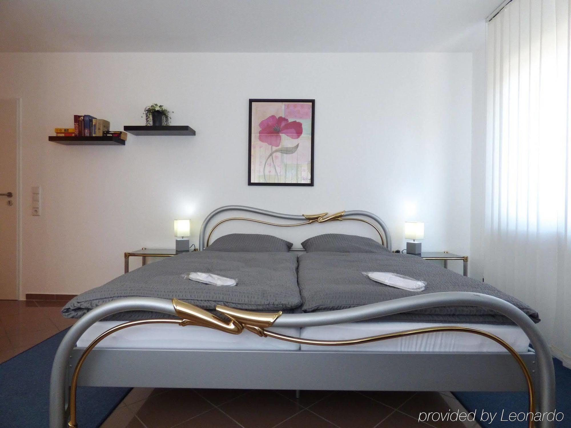 Hotel Alt Buettgen Kaarst Ngoại thất bức ảnh