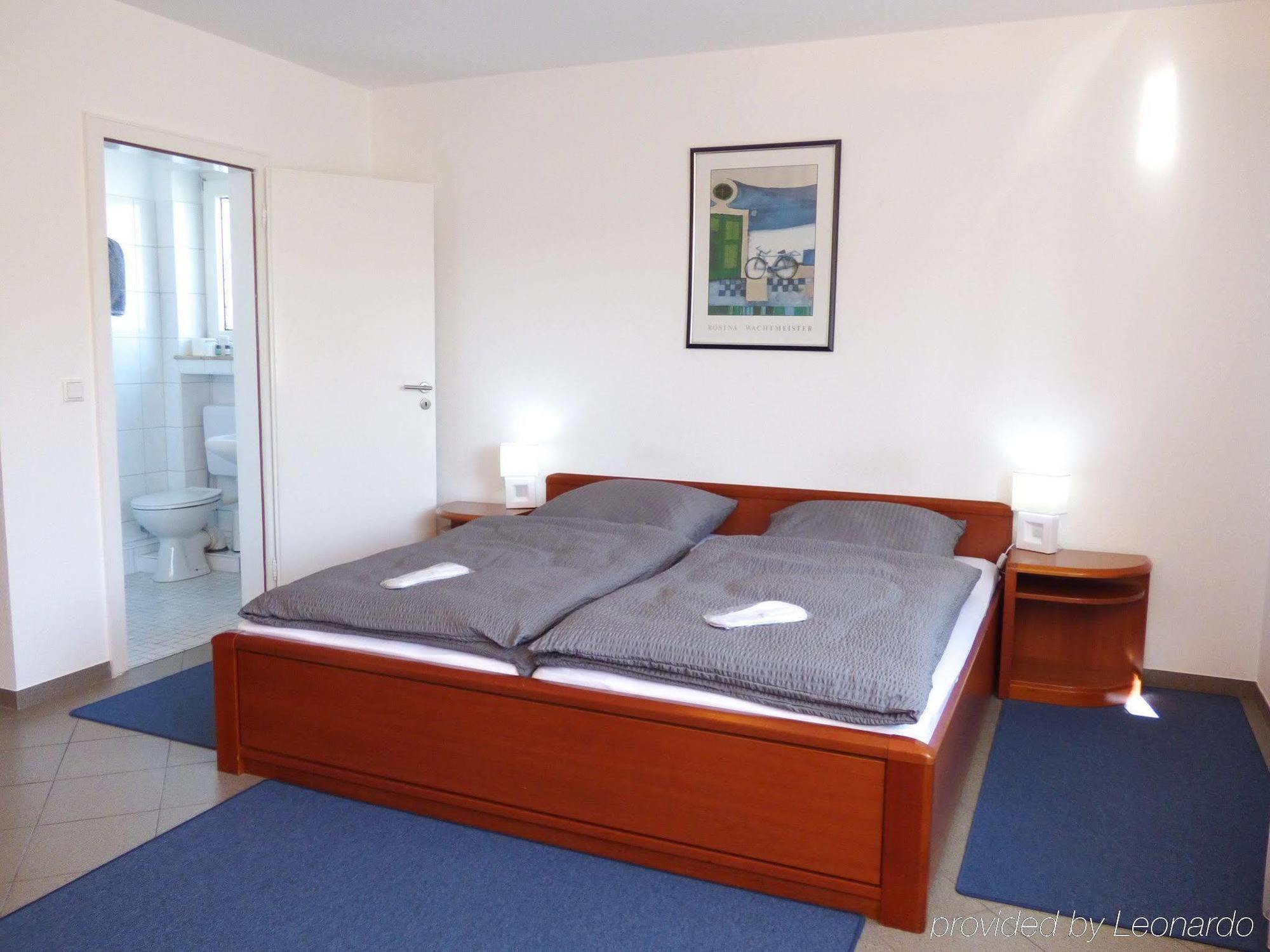 Hotel Alt Buettgen Kaarst Ngoại thất bức ảnh
