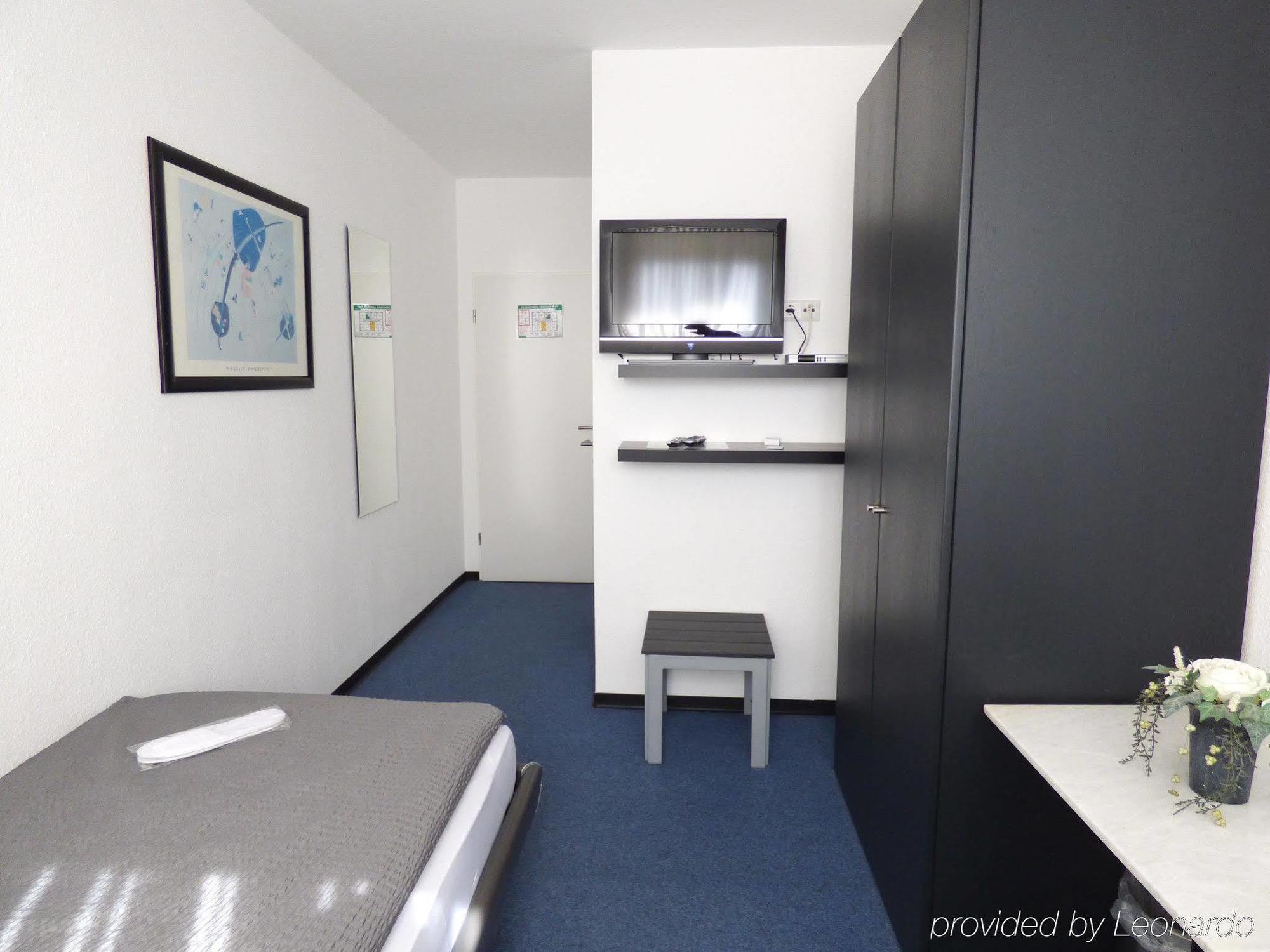 Hotel Alt Buettgen Kaarst Ngoại thất bức ảnh